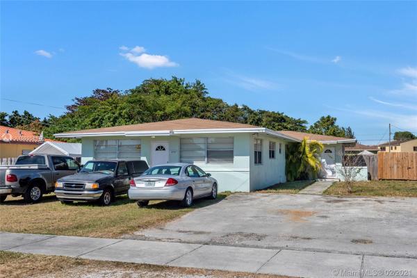 West Perrine No HOA, 10355 SW 181st St, West Perrine, Florida 33157, image 2