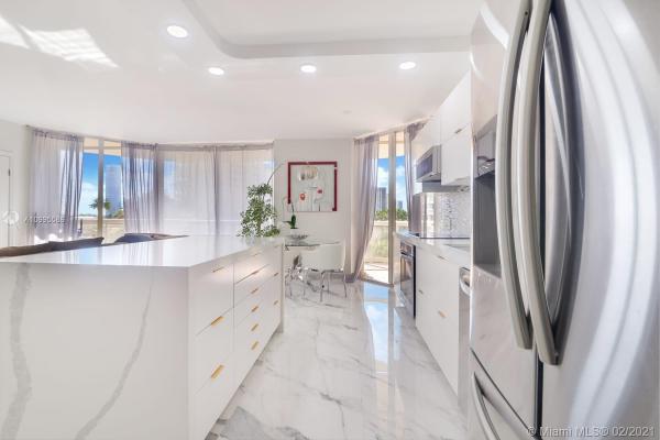 Terraces North Turnberry, 20191 E Country Club Dr #511, Aventura, Florida 33180, image 2