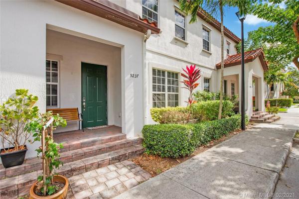 Kendall Commons Residential, 9237 SW 170th Ave 0, The Hammocks, Florida 33196, image 2
