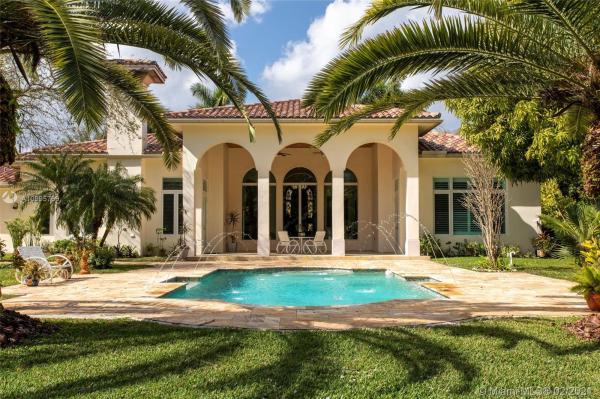 Palm Miami, 6767 SW 70th Ave, Glenvar Heights, Florida 33143, image 2