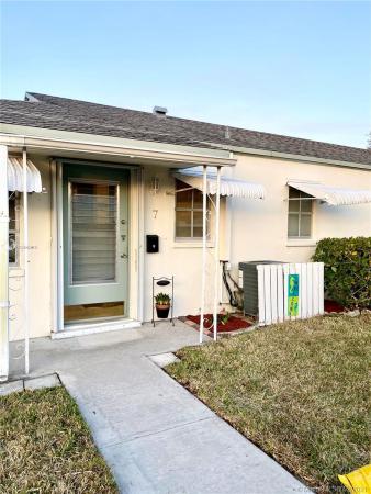 Meridian Park, 3177 S Meridian Way #7, Palm Beach Gardens, Florida 33410, image 2