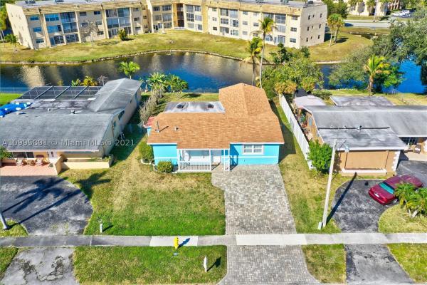 Sunrise Golf Village, 8391 NW 29th St, Sunrise, Florida 33322, image 1