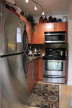 1500 NE 127th St #205, North Miami, Florida 33161, image 2
