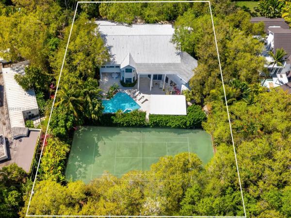 Snapper Creek Oaks, 9321 Banyan Dr, Coral Gables, Florida 33156, image 2