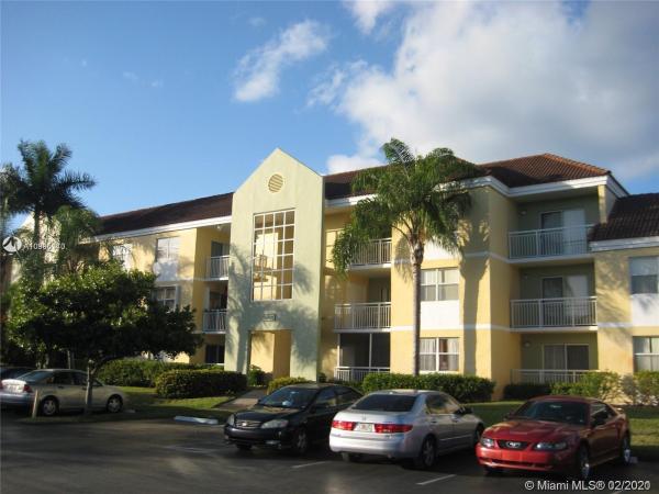 Le Club At Old Cutler, 8620 SW 212th St #302, Cutler Bay, Florida 33189, image 2