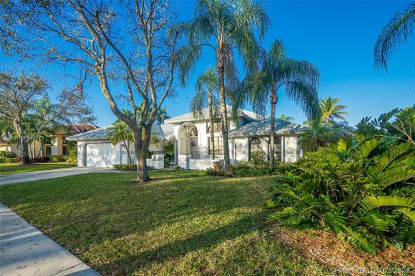 Tequesta At Country Isles, 1038 Poplar Cir, Weston, Florida 33326, image 1