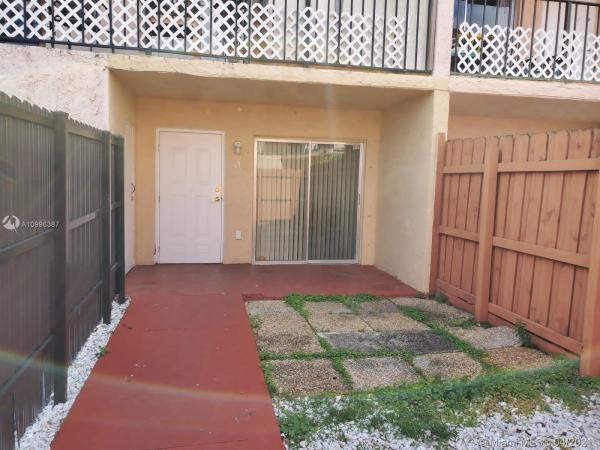 View West, 15665 SW 82nd Circle Ln #43, Kendall West, Florida 33193, image 2