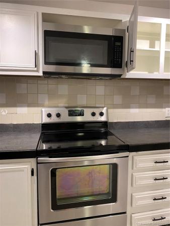 Live Oak Of Pine Island Ridge, 9400 Live Oak Pl #304, Davie, Florida 33324, image 2
