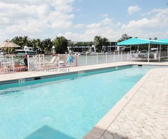 Lake View, 4730 Pine Tree Dr #14, Miami Beach, Florida 33140, image 3