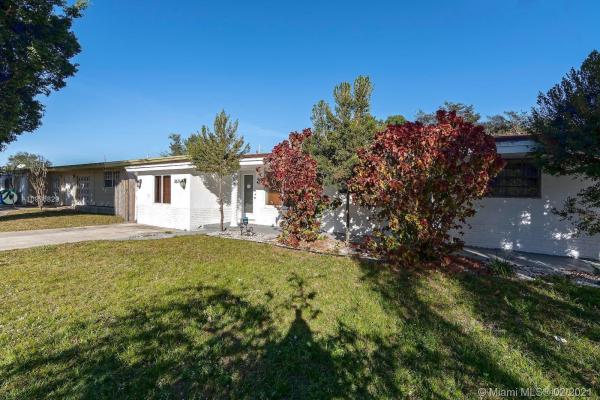 Miramar Isles, 3829 E Shore Rd, Miramar, Florida 33023, image 2