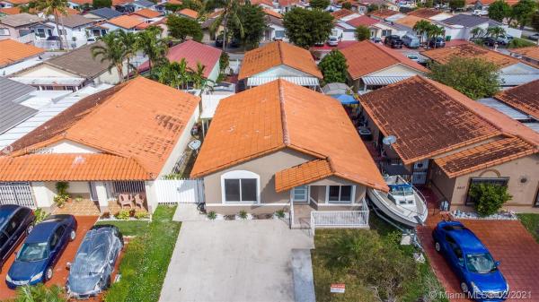 Richards Homes, 8829 NW 111th Ter, Hialeah Gardens, Florida 33018, image 2