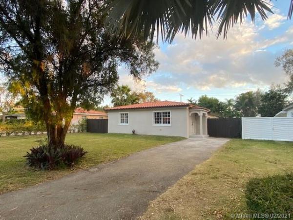 Coral Way Manor, 6536 SW 23rd St, West Miami, Florida 33155, image 2