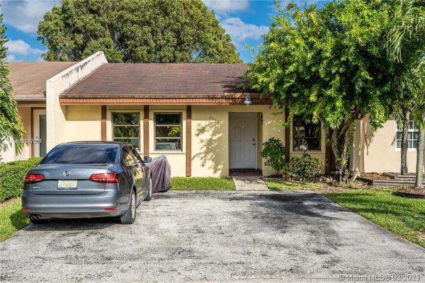 Bent Tree South, 5203 SW 141st Ave, Kendale Lakes, Florida 33175, image 2