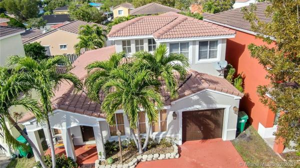 Tesoro At Forest Lakes, 16605 SW 97th Ter, The Hammocks, Florida 33196, image 2
