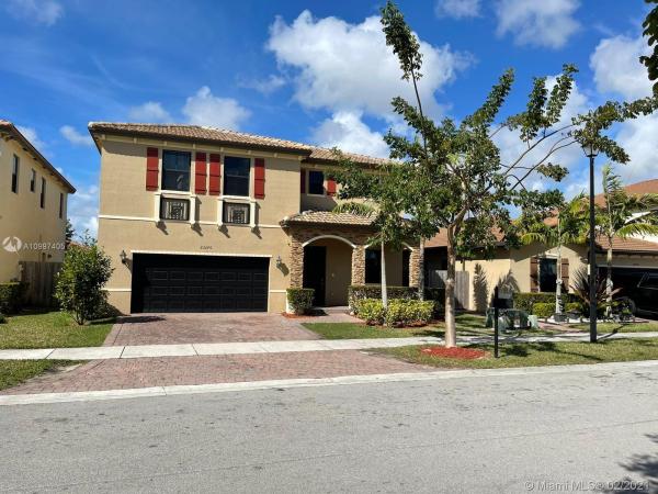 Silver Palms West, 23370 SW 117th Path, Princeton, Florida 33032, image 2
