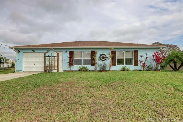 771 SW Duval Ave, Florida 34983, image 2