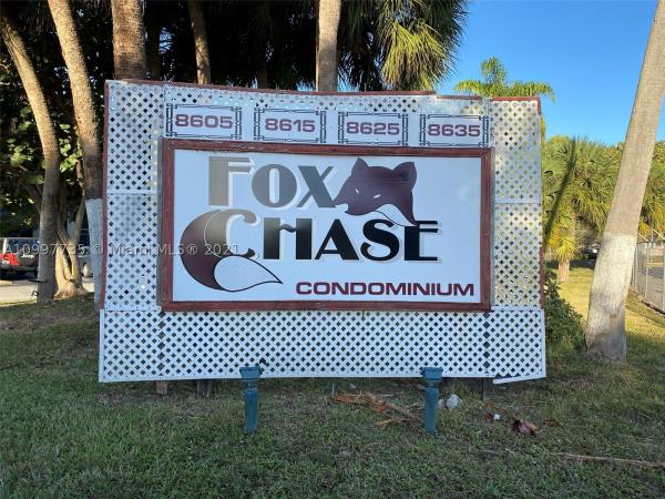 Fox Chase, 8625 NW 8 St #424, Fountainebleau, Florida 33126, image 1