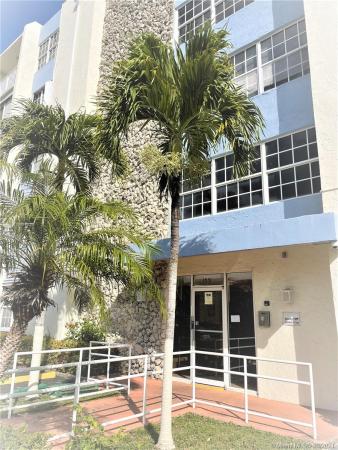 Cordoba, 3551 SW 9th Ter #401, Miami, Florida 33135, image 2