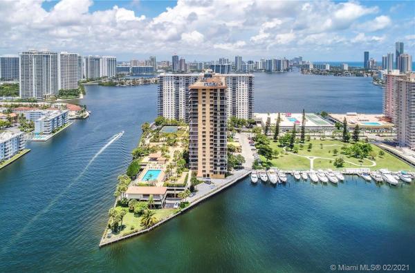 Winston Towers 700, 290 174th St #2207, Sunny Isles Beach, Florida 33160, image 2