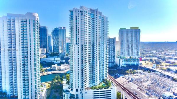 The Ivy At Riverfront, 90 SW 3rd St #3603, Miami, Florida 33130, image 2
