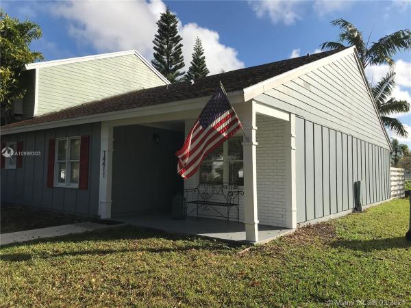 Hickory Lane Country Villas At Country Walk, 14411 SW 142nd Ct 0, Country Walk, Florida 33186, image 2