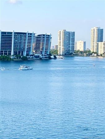 Winston Towers 200, 251 174th St #903, Sunny Isles Beach, Florida 33160, image 2