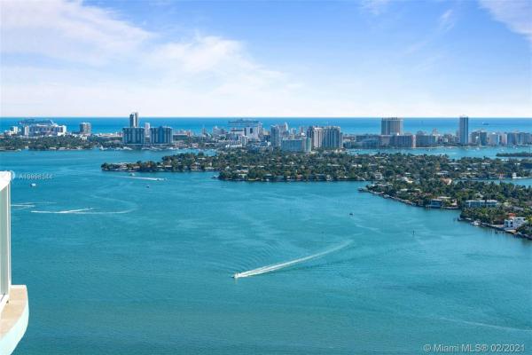Quantum On The Bay, 1900 N Bayshore Dr #4603, Miami, Florida 33132, image 2