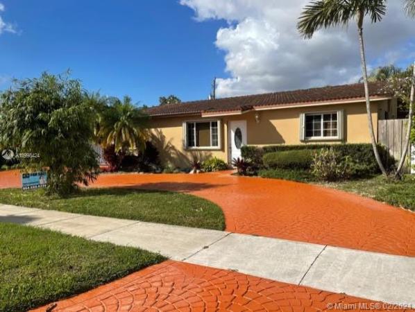 Palm Springs North Residential, 7921 NW 172nd St, Palm Springs North, Florida 33015, image 2