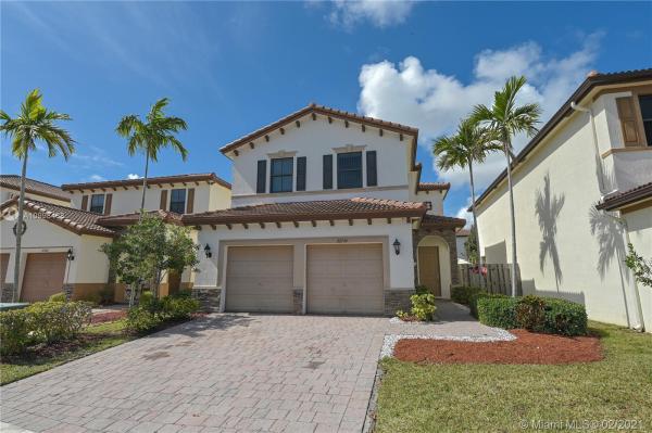 The Tides At Isles Of Bayshore, 22756 SW 92nd Ct, Cutler Bay, Florida 33190, image 2