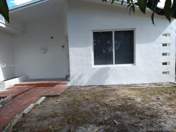 Curtiss Park, 610 Harem Ave, Opa-Locka, Florida 33054, image 2