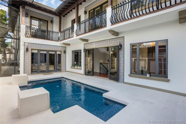 Brickell Estates, 2942 SW 4th Ave, Miami, Florida 33129, image 2