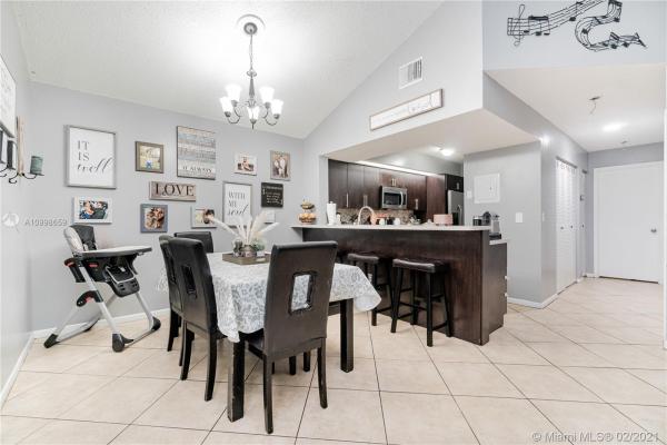 Villa Rustica, 18820 NW 57th Ave #302, Hialeah, Florida 33015, image 2