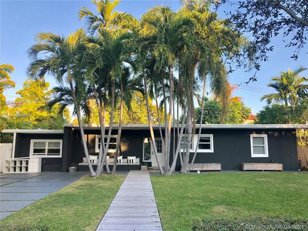 Biscayne Key Estates, 653 Glenridge Rd, Key Biscayne, Florida 33149, image 2