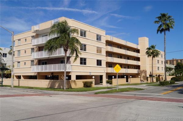 Sunshores, 3527 NE 168 St #203, North Miami Beach, Florida 33160, image 2