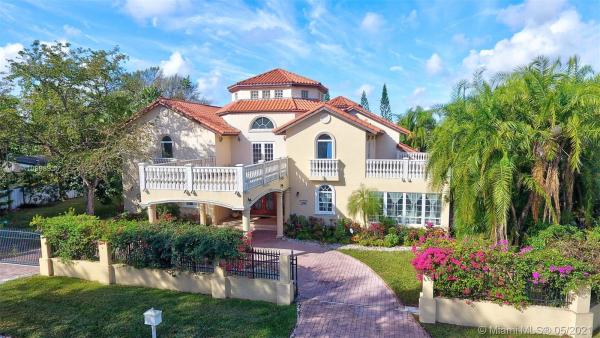 Jewel Homes, 13900 SW 100th Ave, Kendall, Florida 33176, image 2