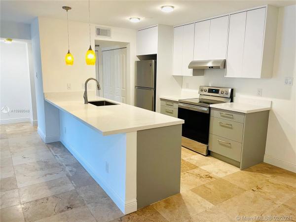 Royal Palm Place At The Hammocks, 10510 SW 157th Ct #201, The Hammocks, Florida 33196, image 2