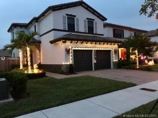 Artesa At Coco Palm Estates, 25256 SW 118th Ave, Princeton, Florida 33032, image 2