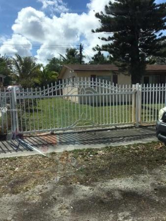 Weston Village, 150 NW 189th St, Miami Gardens, Florida 33169, image 2