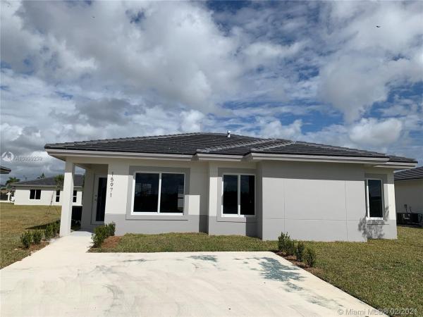 Campbell Estates, 15969 SW 307th Ter, Leisure City, Florida 33033, image 2