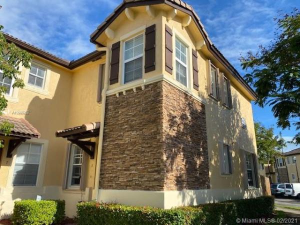 The Shores At Isles Of Bayshore, 9353 SW 227th St #8, Cutler Bay, Florida 33190, image 2