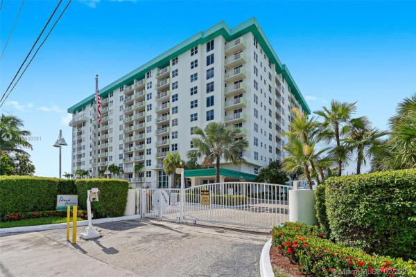 Island Pointe, 10350 W Bay Harbor Dr #5M, Bay Harbor Islands, Florida 33154, image 2