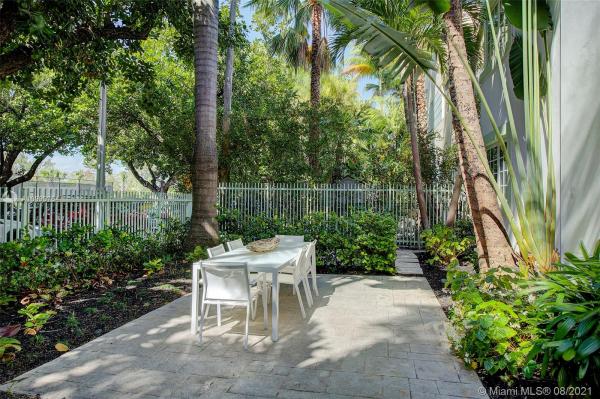 Arcadia Of Miami Beach, 1211 S Meridian Ave #4, Miami Beach, Florida 33139, image 2