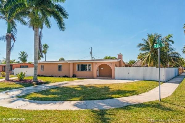 Westwood Lake, 5800 SW 113th Ave, Sunset, Florida 33173, image 2