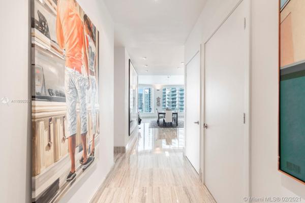 Carbonell, 901 Brickell Key Blvd #3204, Miami, Florida 33131, image 2