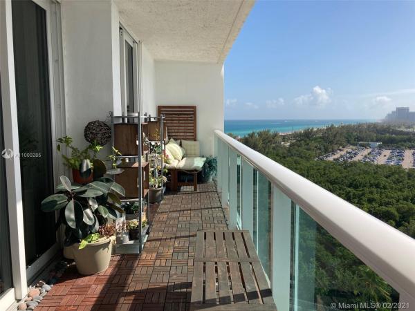 Arlen House East, 100 Bayview Dr #1221, Sunny Isles Beach, Florida 33160, image 2