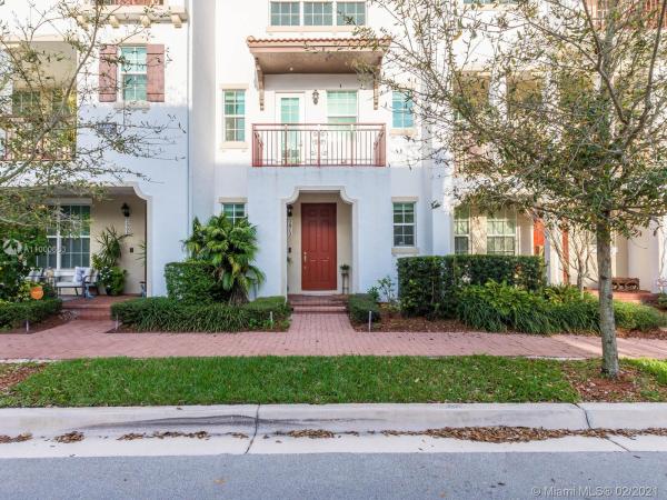 2912 SW 119th Way, Miramar, Florida 33025, image 2