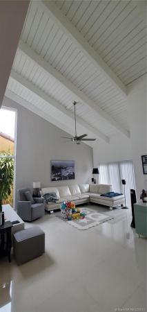 California Club Homes, 1085 NE 203rd Ln, Ives Estates, Florida 33179, image 2