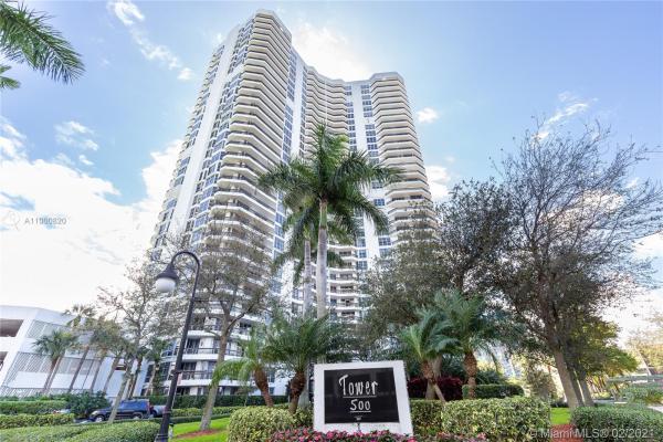 Mystic Pointe Tower 500, 3530 Mystic Pointe Dr #3204, Aventura, Florida 33180, image 2