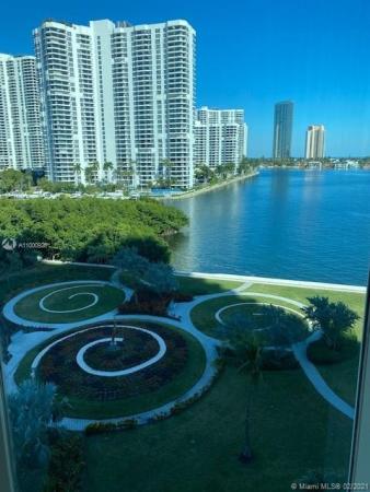 Hidden Bay, 3370 NE 190th St #702, Aventura, Florida 33180, image 2