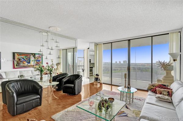 Hamptons West, 20281 E Country Club Dr #1409, Aventura, Florida 33180, image 2